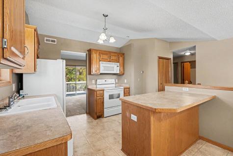 2795 235th Avenue NW Saint Francis MN 55070