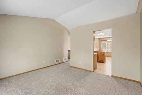 2795 235th Avenue NW Saint Francis MN 55070