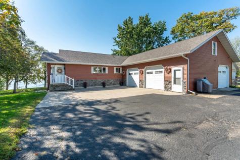 24864 Tri Lakes Drive Pelican Rapids MN 56572