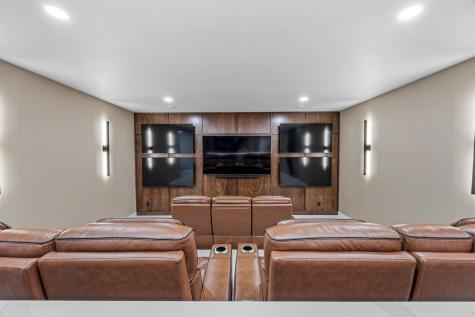 6833 Sunrise Point Horace ND 58047