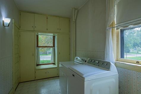 301 E Depue Avenue Olivia MN 56277