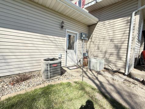2859 19th Avenue SW Willmar MN 56201
