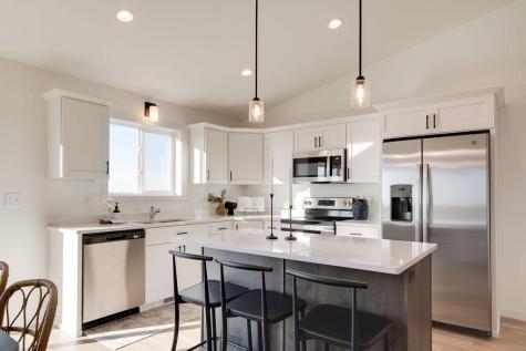 6710 Belding Drive S Fargo ND 58104