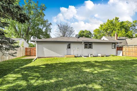 615 5th Avenue SW Hutchinson MN 55350