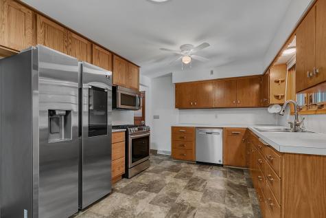 615 5th Avenue SW Hutchinson MN 55350