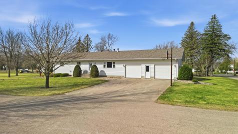 6 3rd Street Easton MN 56025