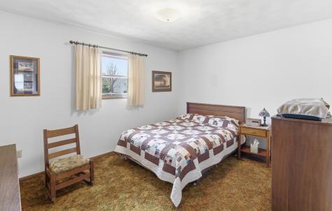 6 3rd Street Easton MN 56025