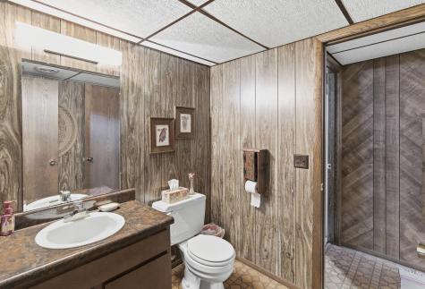 6 3rd Street Easton MN 56025