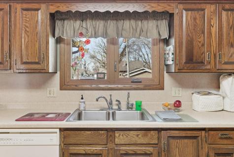 6 3rd Street Easton MN 56025