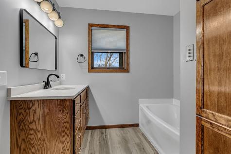 32878 Spunk Tree Circle Avon MN 56310