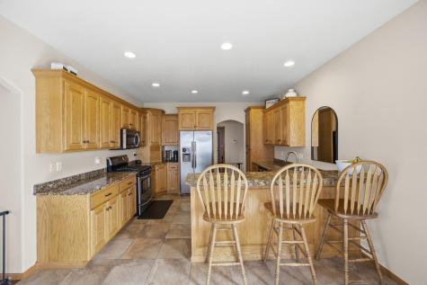 7209 Maple Lane Horace ND 58047