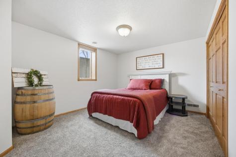 7209 Maple Lane Horace ND 58047