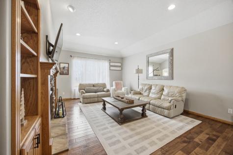 7209 Maple Lane Horace ND 58047