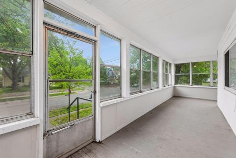 1282 Hewitt Avenue Saint Paul MN 55104