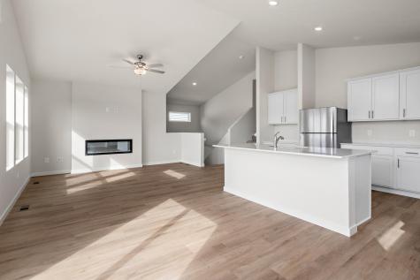 618 Redwood Loop N Cambridge MN 55008