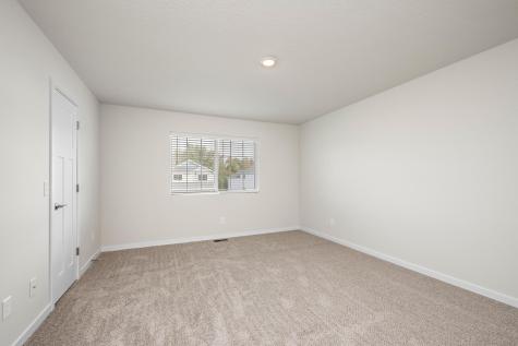 618 Redwood Loop N Cambridge MN 55008