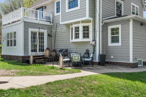 1633 E River Parkway Minneapolis MN 55414