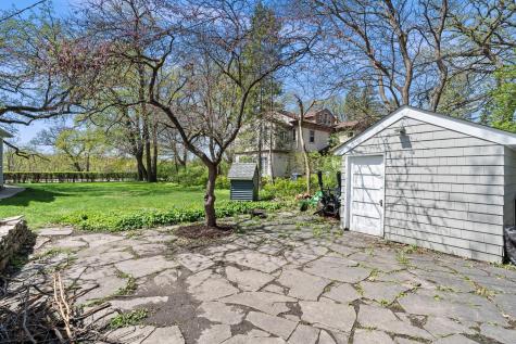 1633 E River Parkway Minneapolis MN 55414