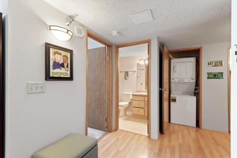 78 10th Street E Saint Paul MN 55101