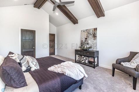 5756 31st Street S Fargo ND 58104