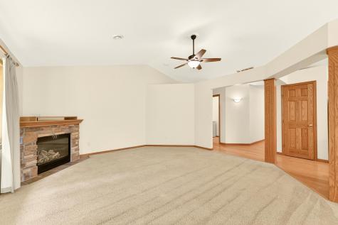 612 15 1/2 Avenue NW Kasson MN 55944