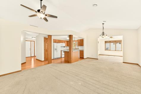 612 15 1/2 Avenue NW Kasson MN 55944