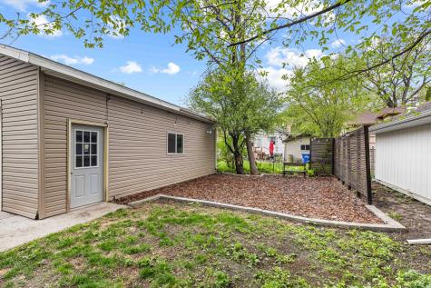1423 7th Avenue S Fargo ND 58103