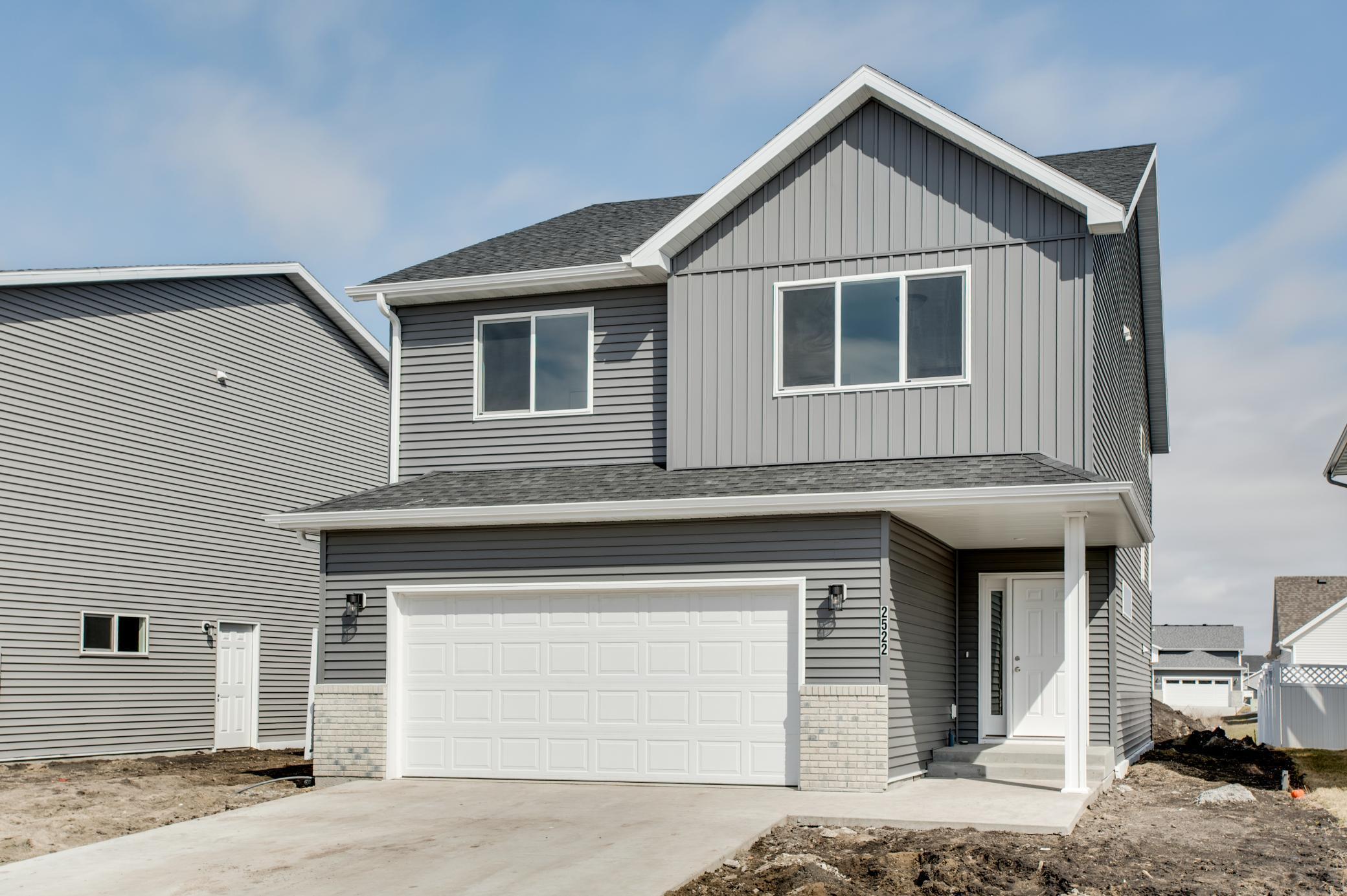2522 38th Avenue S Moorhead MN 56560