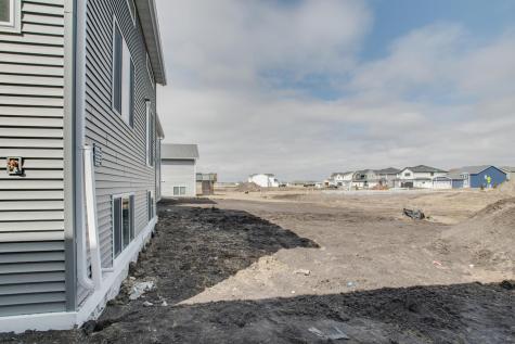 2522 38th Avenue S Moorhead MN 56560