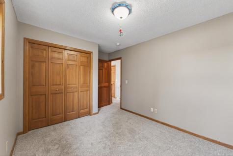 6120 Valley Creek Road Woodbury MN 55125