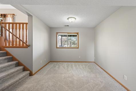 6120 Valley Creek Road Woodbury MN 55125