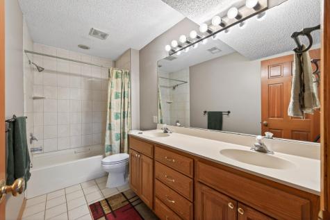 6120 Valley Creek Road Woodbury MN 55125