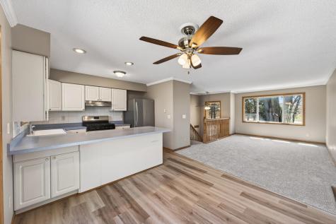 6120 Valley Creek Road Woodbury MN 55125