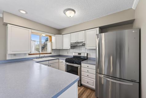 6120 Valley Creek Road Woodbury MN 55125