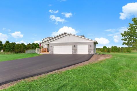 48076 Autumn Court Stanchfield MN 55080