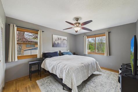 1405 Mahtomedi Avenue Mahtomedi MN 55115