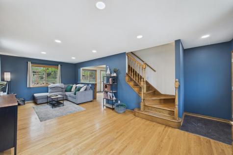 1405 Mahtomedi Avenue Mahtomedi MN 55115
