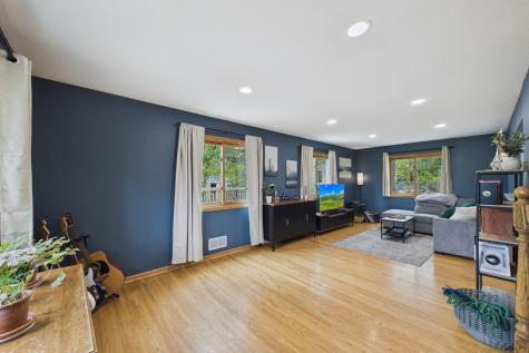 1405 Mahtomedi Avenue Mahtomedi MN 55115
