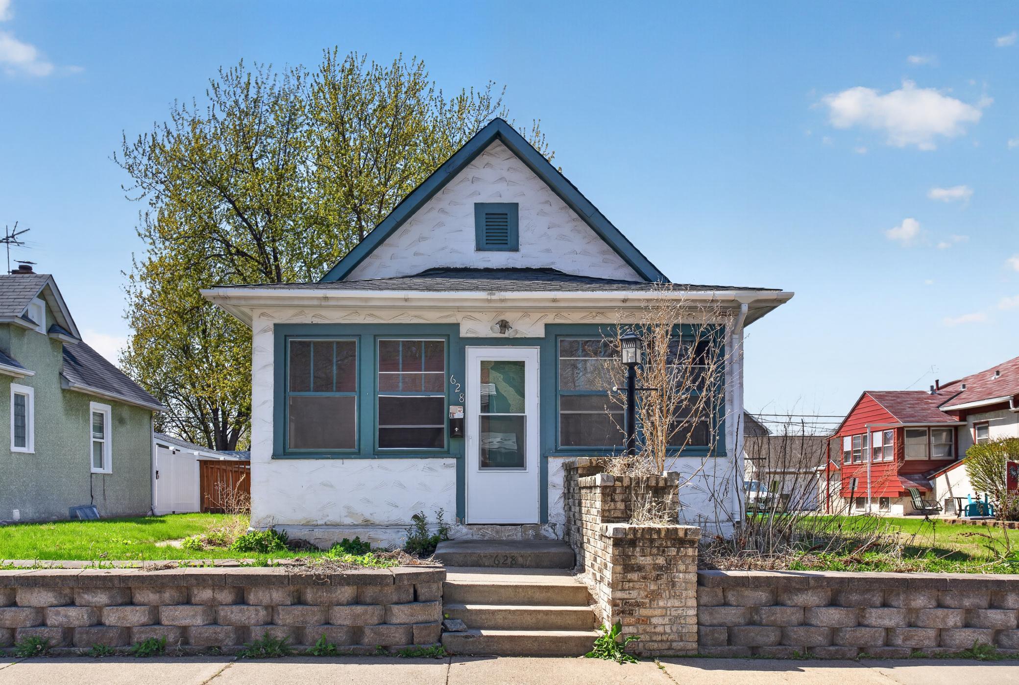 628 1st Avenue S South Saint Paul MN 55075
