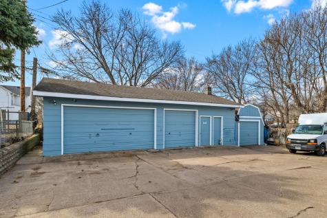 612 Bush Avenue Saint Paul MN 55130