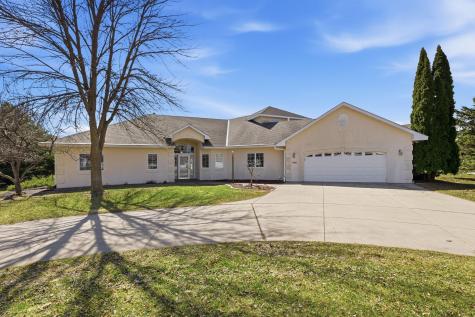 1320 Heritage Avenue NW Hutchinson MN 55350