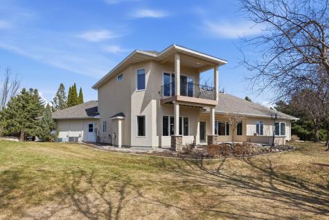 1320 Heritage Avenue NW Hutchinson MN 55350