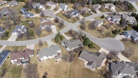 1320 Heritage Avenue NW Hutchinson MN 55350