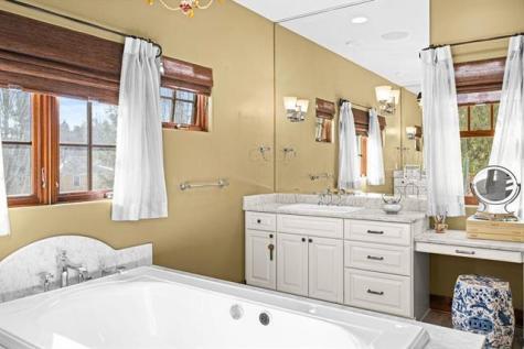 3543 Greysolon Road Duluth MN 55804
