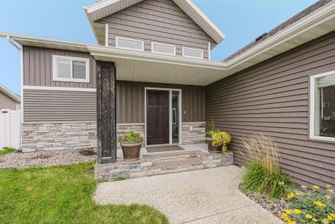 1809 42nd Street S Moorhead MN 56560