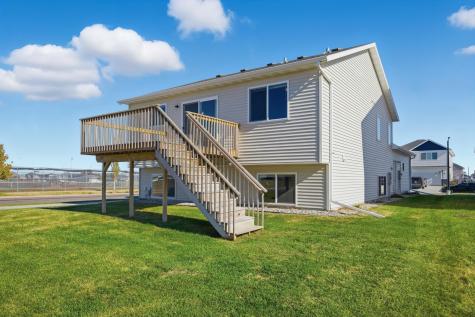 7301 Aquiline Drive S Fargo ND 58104