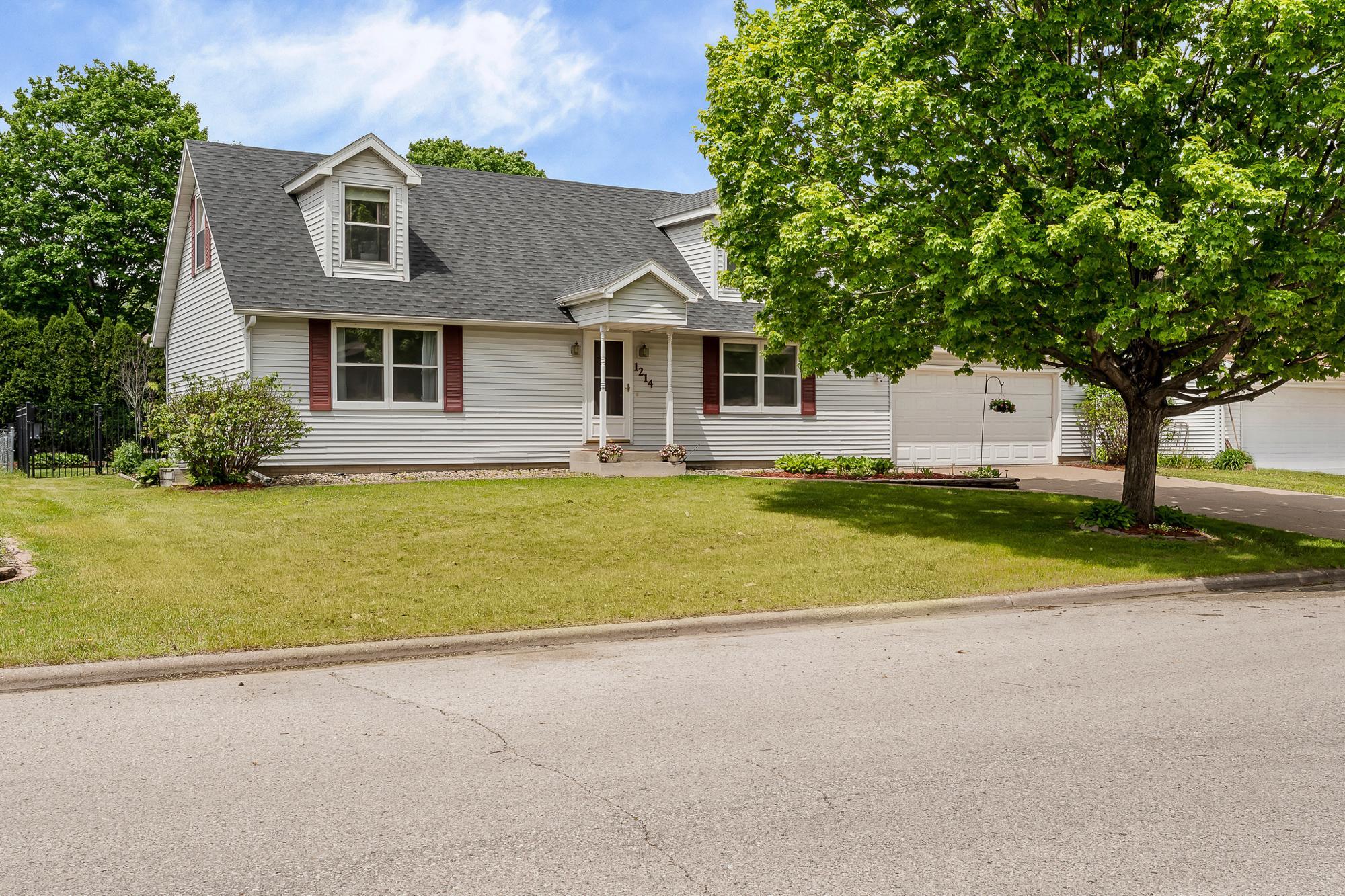 1214 Willow Street La Crescent MN 55947