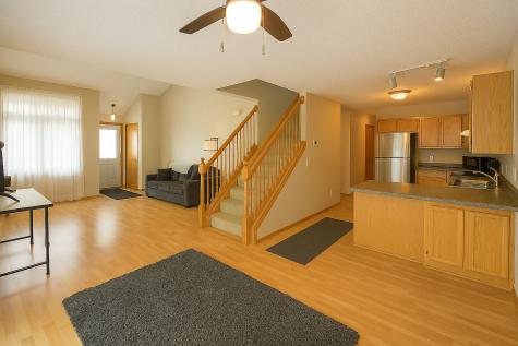 8588 Brinkley Lane Inver Grove Heights MN 55076