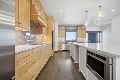 6490 Selkirk Drive S Fargo ND 58104