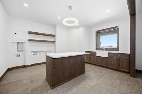 6490 Selkirk Drive S Fargo ND 58104